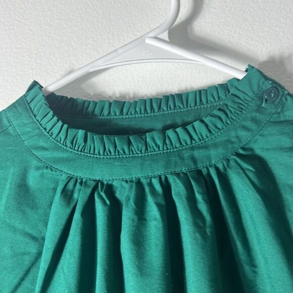 NWT Worthington women’s blouse with puffy sleeves Size Medium Dark Green Holiday - Picture 7 of 11